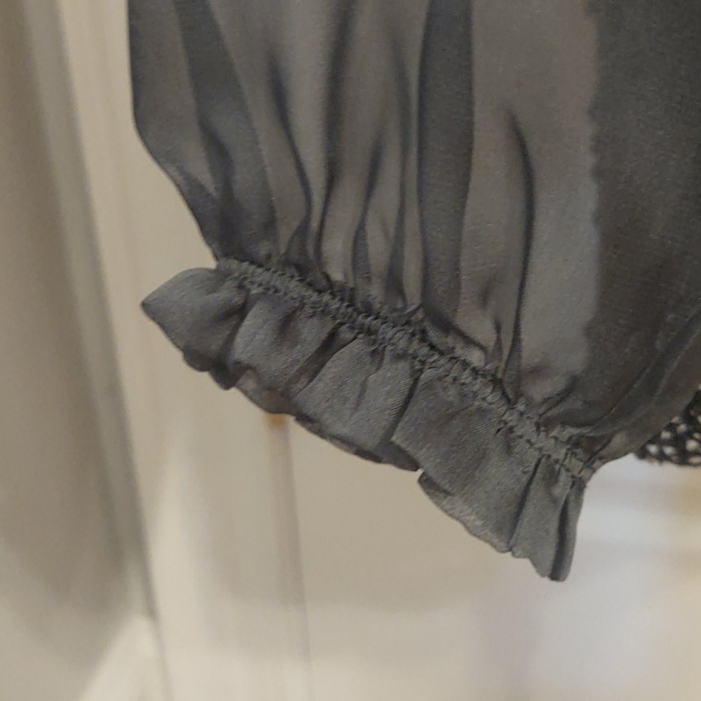 Top - Picture 3 of 5